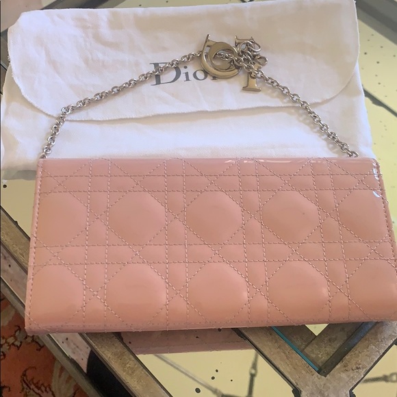 Lady Dior voyage wallet with Dior initial chain - Picture 2 of 7